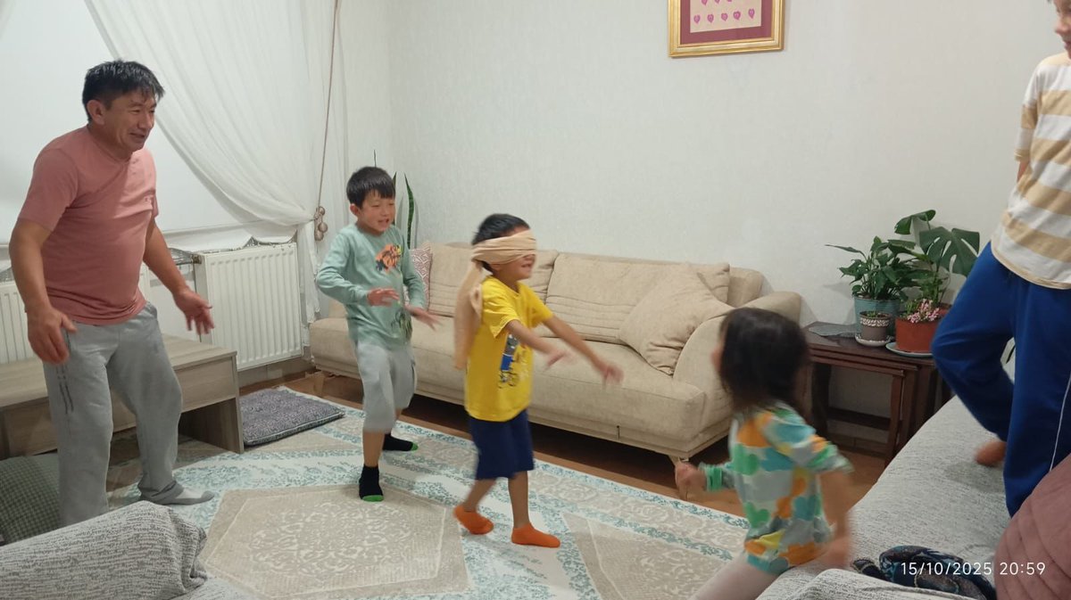 VanilMem's tweet photo. Ekranı Kapat, Aileni Fark Et! ✨

Aile bir arada, çocuklar keşfediyor 💫

Maarif Modeli ile eğitim sadece sınıfta değil, yaşamda da devam ediyor!

#VanAileniFarkEt #TürkiyeYüzyılıMaarifModeli

@tcmeb @Yusuf__Tekin @mnaras https://t.co/q1ev7jyS8P