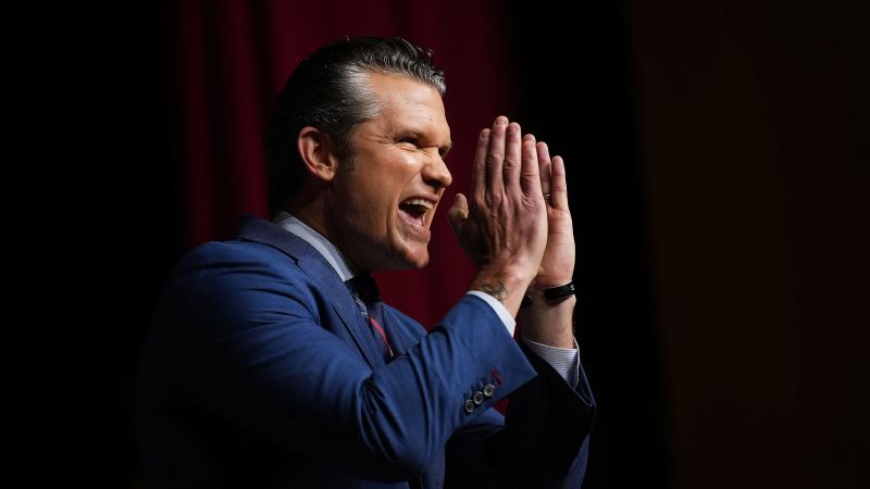 WSIntelMonitor's tweet photo. 🇺🇸 Secretary of War Pete Hegseth has directed military leaders to verify that all department personnel have either watched his Quantico speech or read the official transcript by October 31st - CNN

🔗 https://t.co/O2YTldeHmO

#hegsethdirected #officialtranscript #petehegseth #verifydepartment