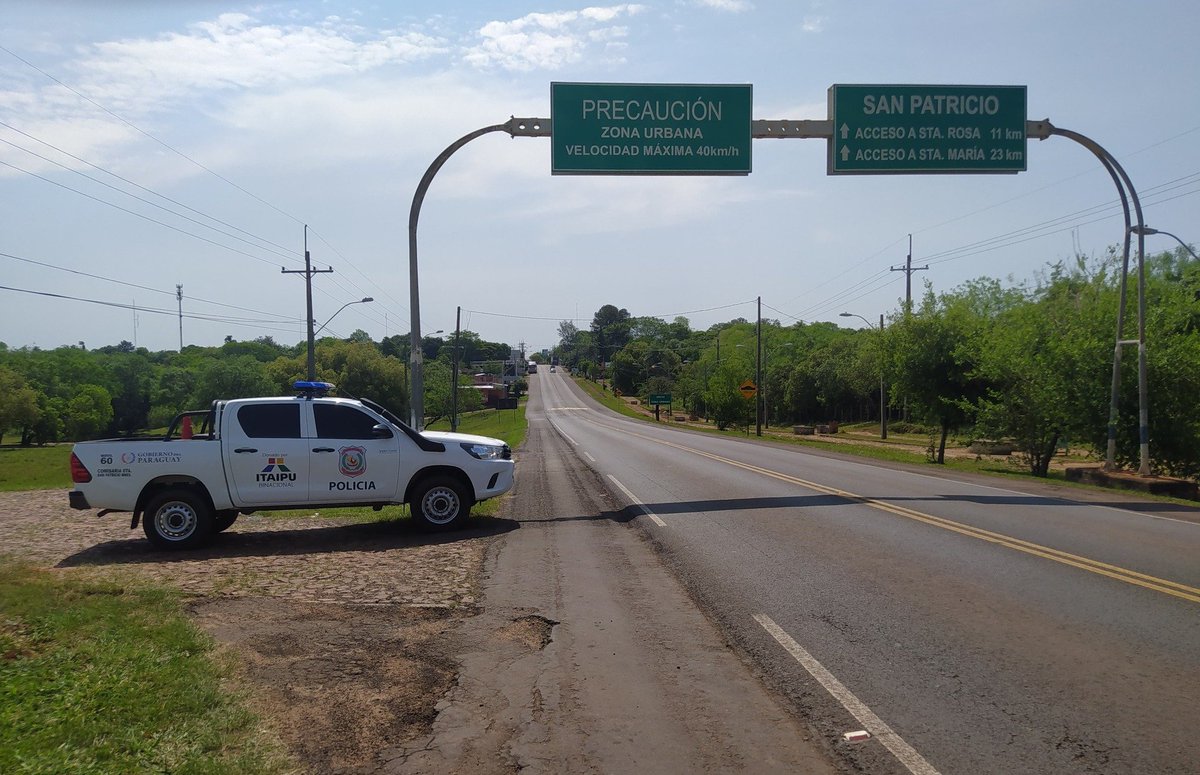 policia_py's tweet image. 𝗖𝗼𝗯𝗲𝗿𝘁𝘂𝗿𝗮 𝗱𝗲 𝘀𝗲𝗴𝘂𝗿𝗶𝗱𝗮𝗱 𝗲𝗻 𝗱𝗶𝘀𝘁𝗶𝗻𝘁𝗼𝘀 𝗽𝘂𝗻𝘁𝗼𝘀 𝗱𝗲 𝗮𝗰𝗰𝗲𝘀𝗼 𝘆 𝘀𝗮𝗹𝗶𝗱𝗮𝘀 𝗱𝗲𝗹 𝗗𝗲𝗽𝗮𝗿𝘁𝗮𝗺𝗲𝗻𝘁𝗼 𝗱𝗲 𝗠𝗶𝘀𝗶𝗼𝗻𝗲𝘀, 𝗮𝘀𝗶́ 𝗰𝗼𝗺𝗼 𝗲𝗻 𝗽𝘂𝗻𝘁𝗼𝘀 𝗲𝘀𝘁𝗿𝗮𝘁𝗲́𝗴𝗶𝗰𝗼𝘀 𝗰𝗹𝗮𝘃𝗲 𝗱𝗲 𝗹𝗮 𝘇𝗼𝗻𝗮.
@MDI_Paraguay