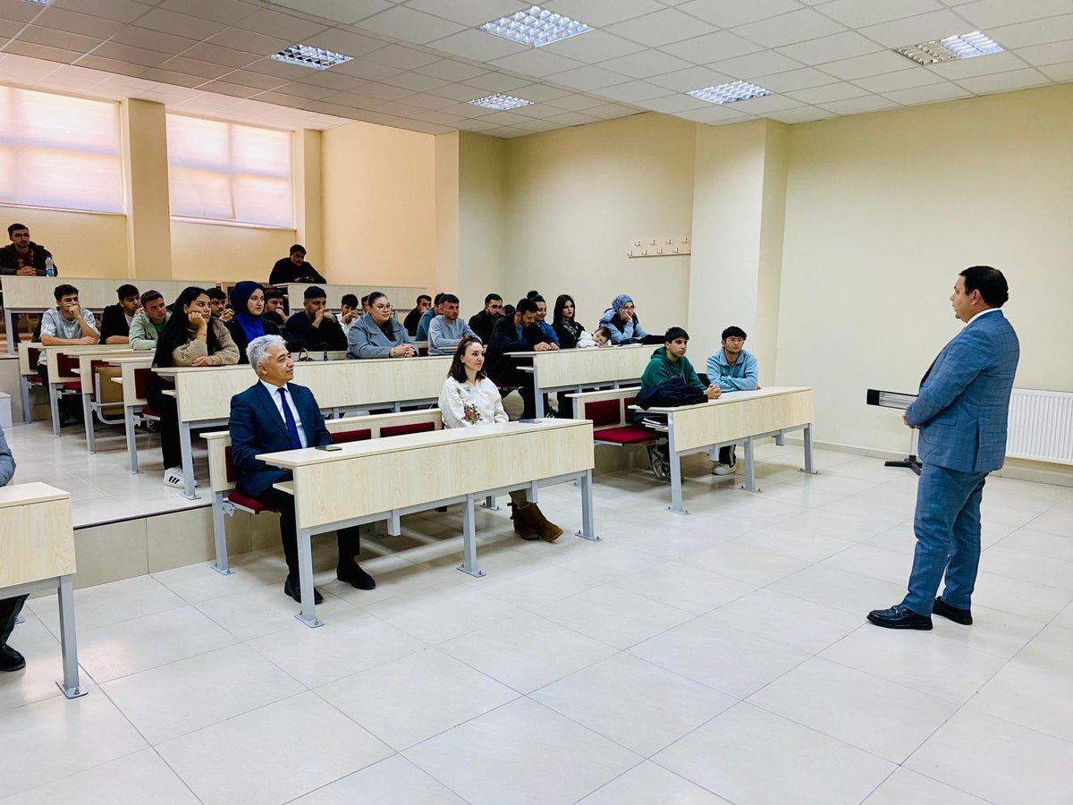 yahyalimyokayu's tweet photo. Kariyer Planlaması kapsamında Yahyalı Kaymakamımız Sn. İbrahim GÜLTEKİN, Meslek Yüksekokulumuzda misafirimizdi. Bilgi ve tecrübe paylaşımında bulunan kıymetli Kaymakamımıza teşekkür ederiz.
@kayseriedu 
@ProfKaramustafa 
@MustafaSalep6 https://t.co/JGWDk3ZDqd