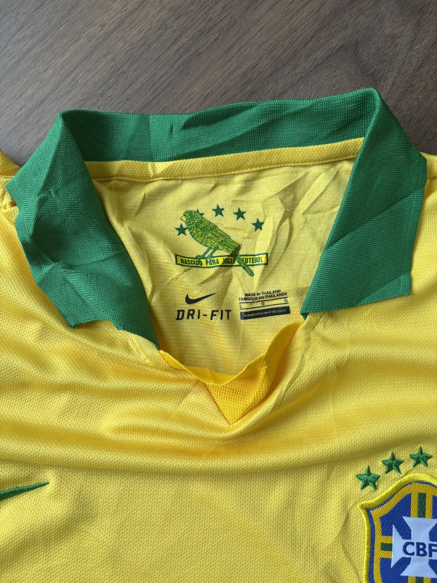 thriftedthrvds's tweet image. Size: Large
Condition: 10/10
Price: ¢220