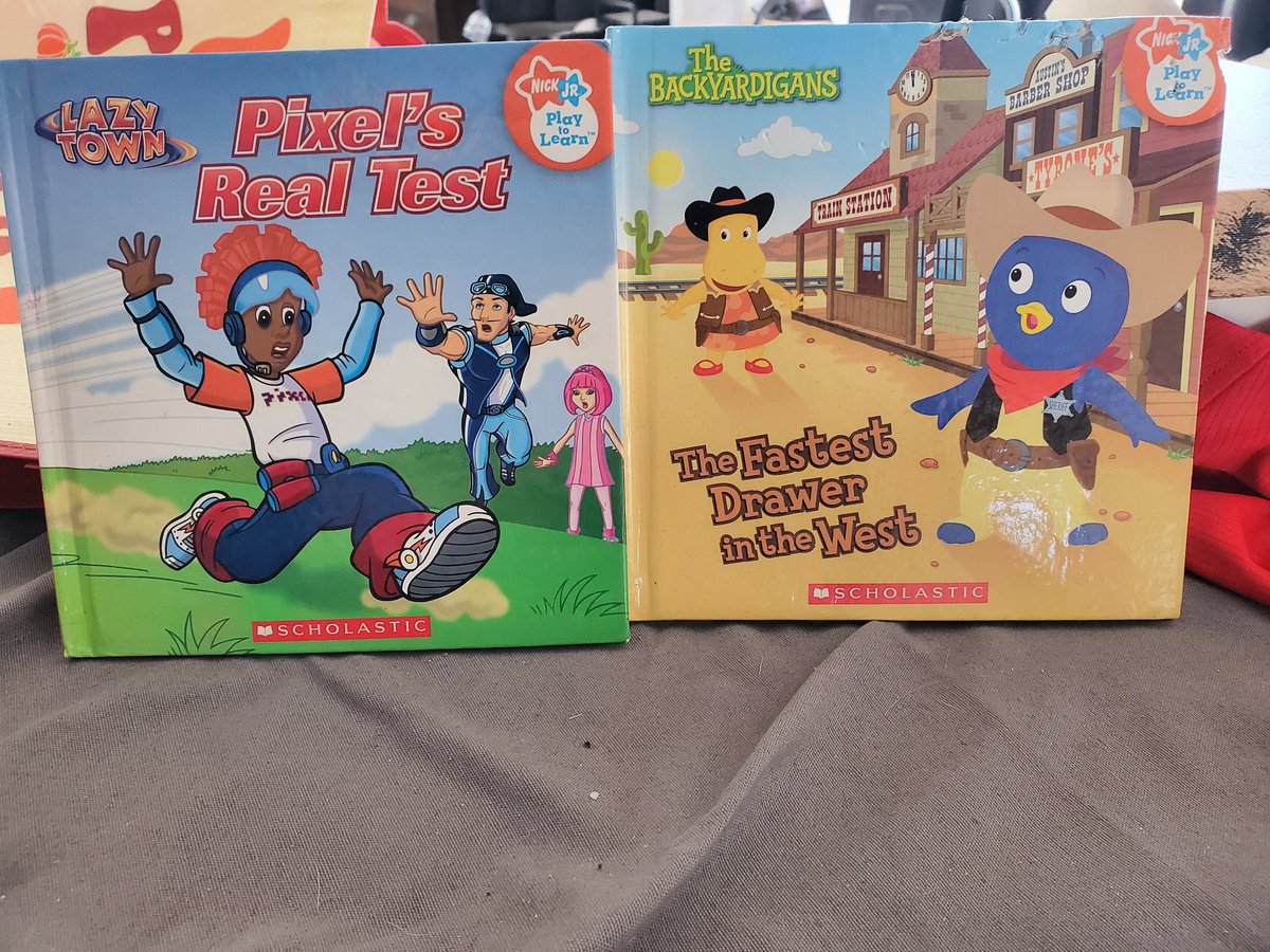 Mini_Gabe's tweet image. Who remembers these types of books? Looking through old childhood books I had when I was kid and found these guys XD