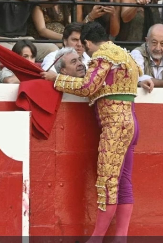 Azpeitiko Zezen Plaza tweet media