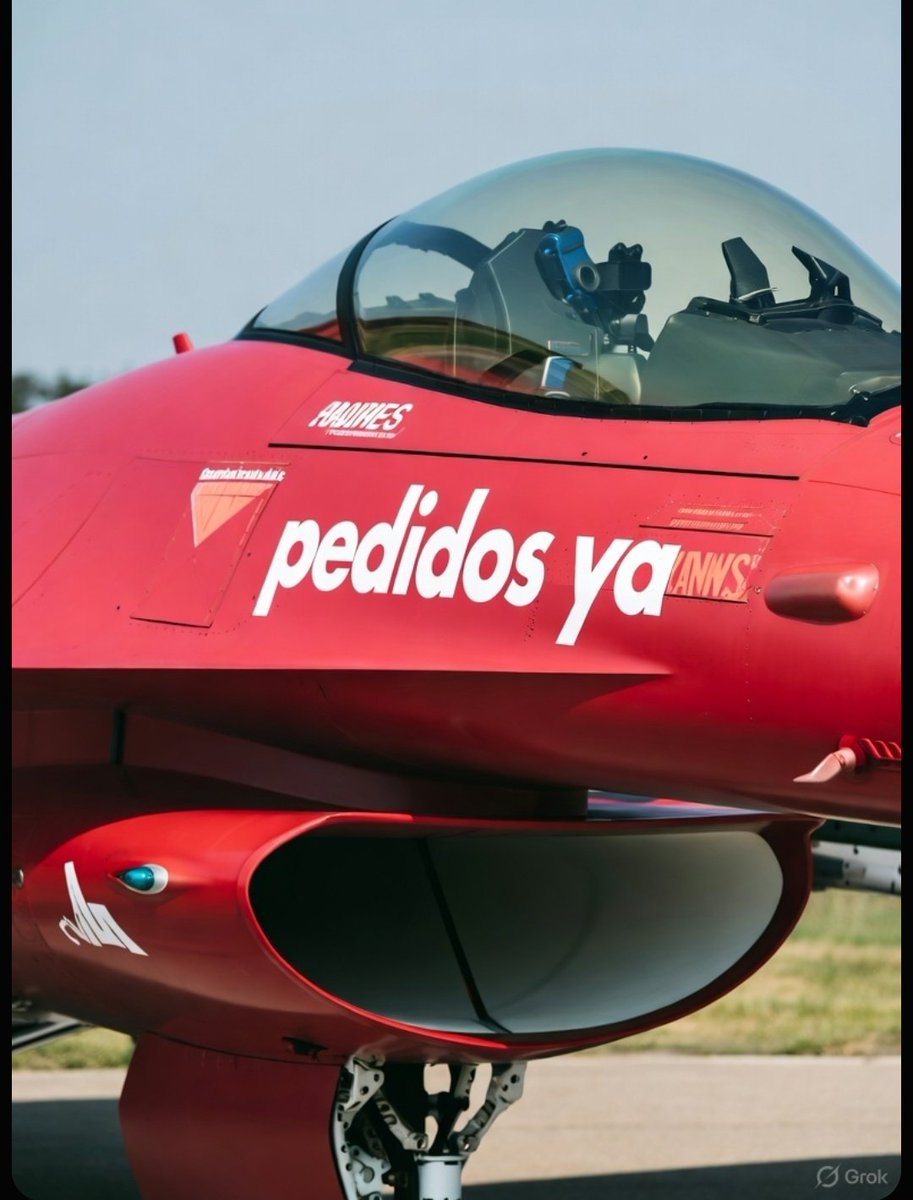 therealbuni's tweet image. El F-16 :