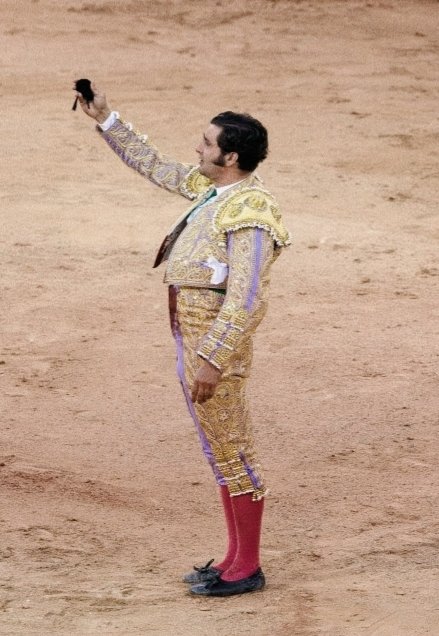 Quién le iba a decir, el día que formó el "Alboroto, que aunque ese día sus lágrimas eran de frustración, iba a terminar su carrera, también entre lágrimas, justo en el mismo sitio y como el mejor de la historia.