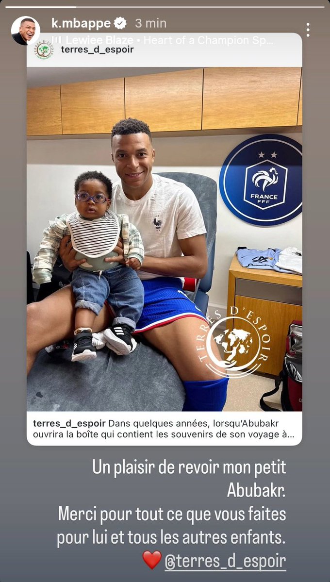 kylian mbappé 📲

"a pleasure to see my little abubakr again. thank you for everything you do for him and all the other children." ❤️