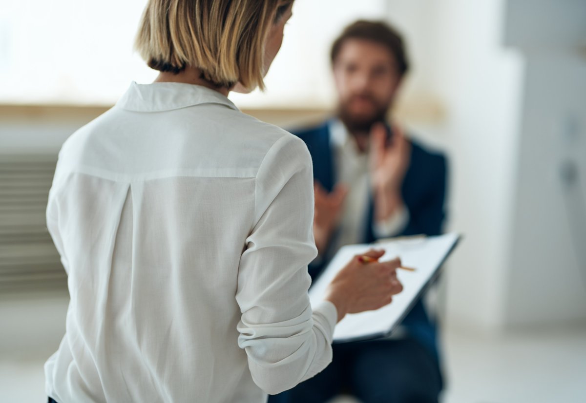 We help individuals troubled by their sexual interest or behaviour involving children live a safe, healthy, and non-offending life.

Learn more at talkingforchange.ca