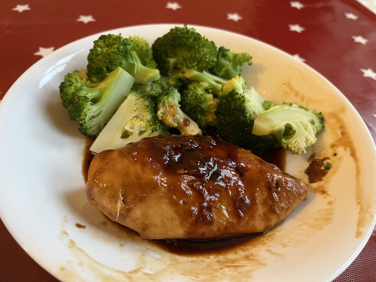 鶏胸肉のバジルチーズ包み