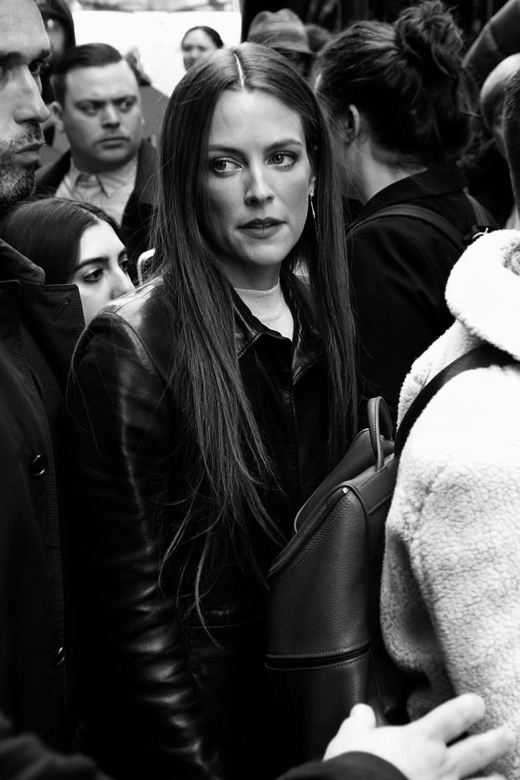 ٭ (@safekeough) on Twitter photo 