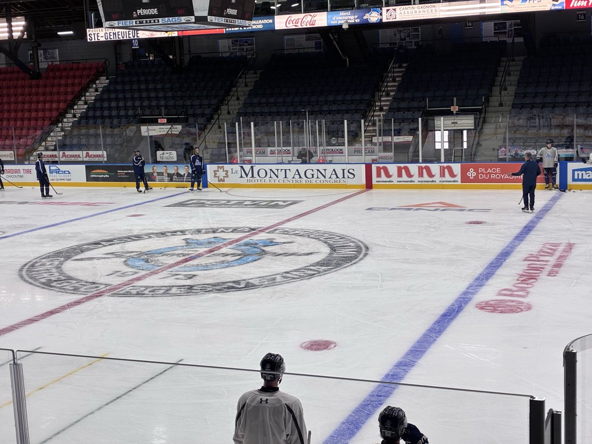 «Confort» du Centre Georges-Vezina. Ouverture locale des Saguenéens, vendredi. #LHJMQ