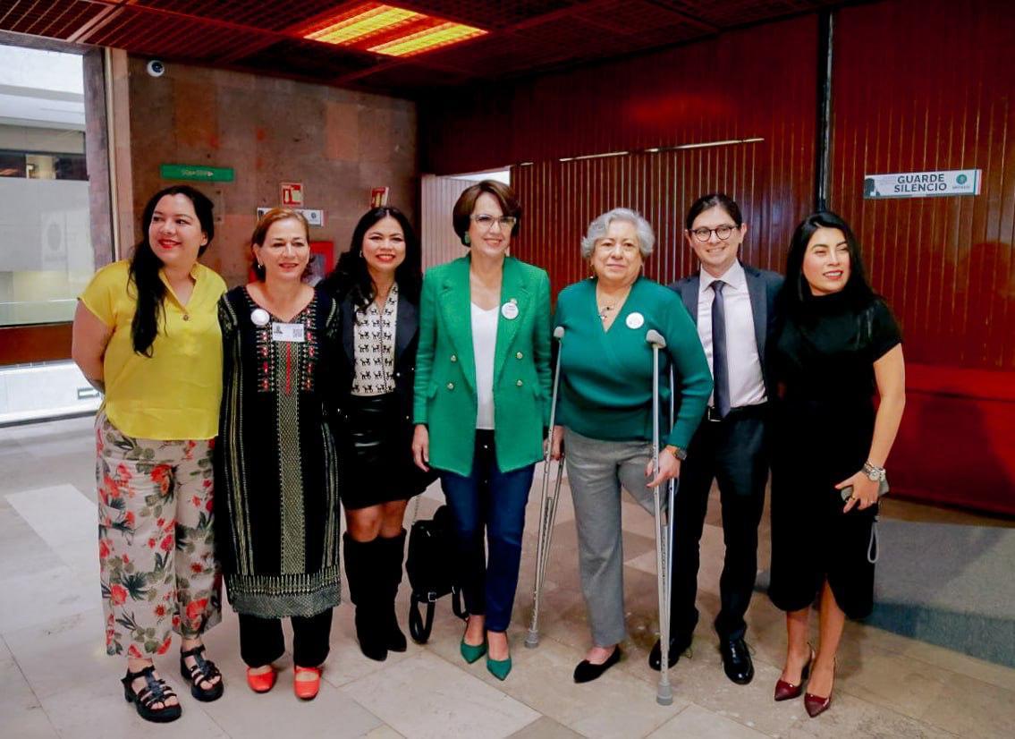Acompañamos a las diputadas <a href="/Pat_MercadoC/">Patricia Mercado</a> y <a href="/NoraMEscamilla/">Nora Escamilla</a> en la presentación de reforma a la #LeyMovilidadSegura para incorporar el Seguro Obligatorio de Responsabilidad Civil a nivel nacional, en compañía de la diputada <a href="/LilianaOrtiz01/">Liliana Ortiz</a>, <a href="/FICVI1/">FICVI</a> y organizaciones de la CMS.