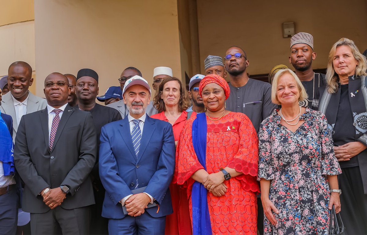 Ce projet, financé par <a href="/AECID_es/">AECID</a> à hauteur d'un million d'euro &amp; mis en œuvre par @OMSMali &amp; @PNUDMali, prévoit de renforcer les capacités des centres de santé dans les régions de Kayes, Sikasso &amp; Bandiagara afin de garantir un accès équitable des populations aux soins de santé.