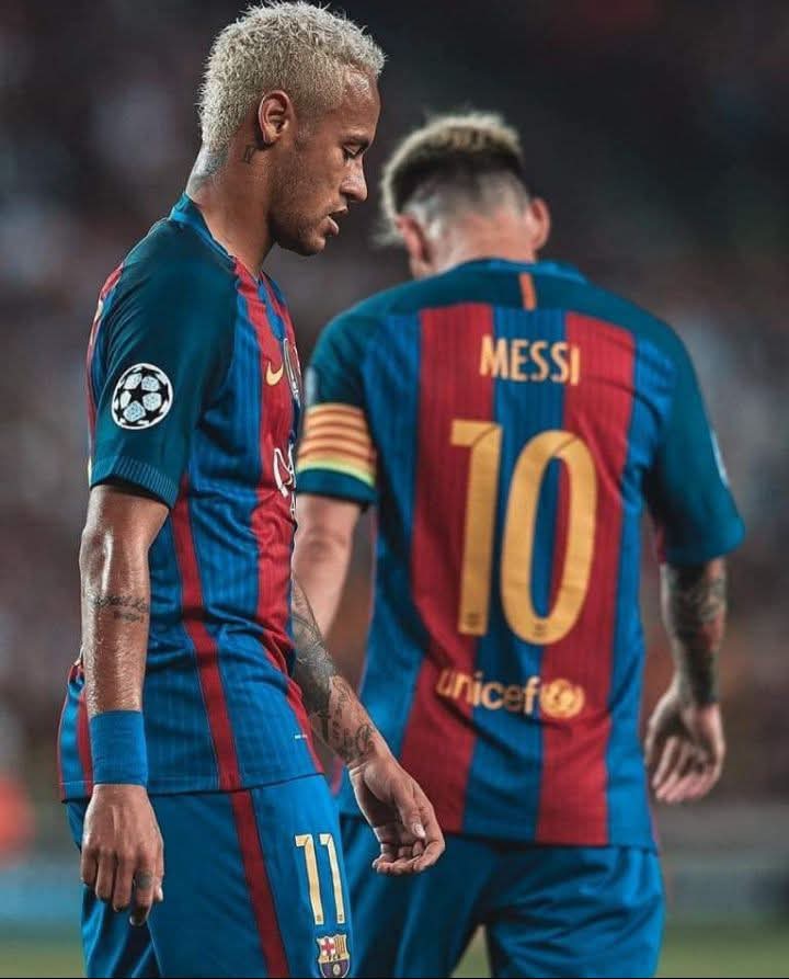🗣️Neymar shared, "Before I made the move from Barcelona, I had a heart-to-heart with Messi about my decision. He was really supportive but warned me, 'If you want to win the Ballon d'Or, you should stay at Camp Nou. If you head to Paris, it might not happen for you.' He even
