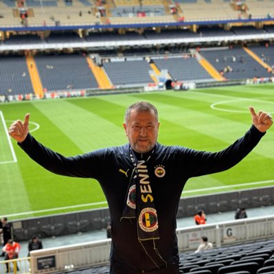 Sadece FENERBAHÇE 💛💙☺️

#FenerbahçeBirYaşamdır🇺🇦 
#İnsancayaşamak 🇹🇷#Fenerbahçeİçin 💛#SadeceFenerbahçe 💙 #ÇubukluAşkına
#SarıLacivertHayatlar💛💙🇹🇷 #YeniProfilResmi