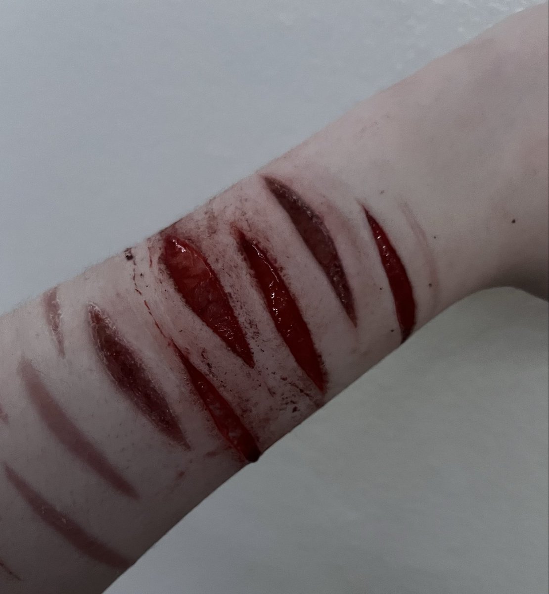 9daysinhell's tweet photo. fresh vs all cleaned and a couple hours later ,, beans again, and bb beans #shtwt #988twt https://t.co/gc3zFDuGzL