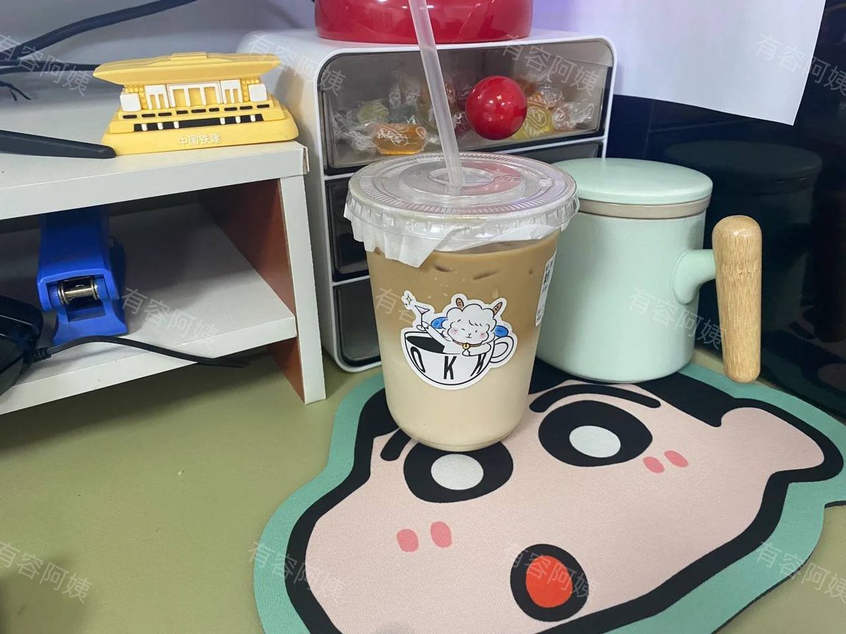 牛和马 累了会知道要歇 牛马累了只会点咖啡☕️