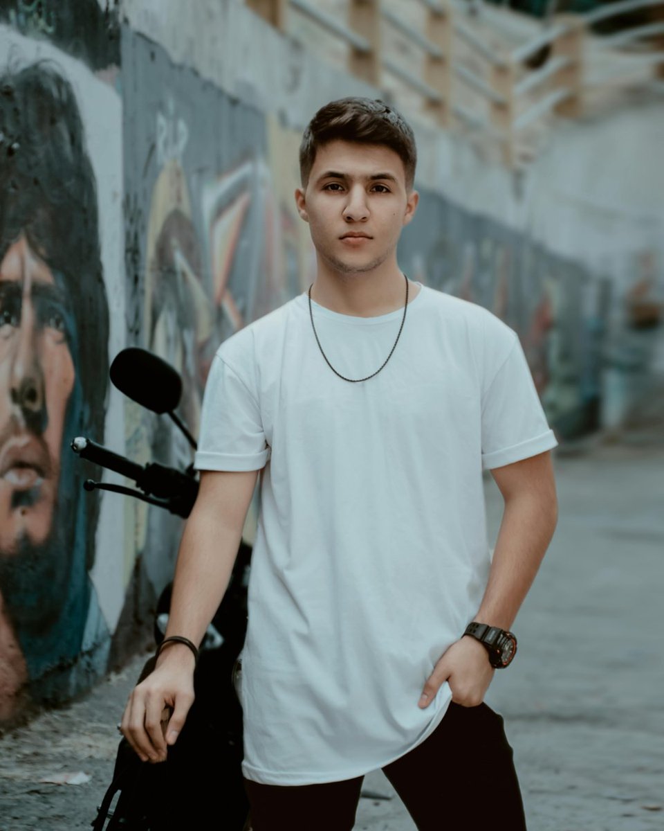 BzzAgent's tweet image. 📢 Calling all BzzAgents! Get ready to test and keep a new product just for men! We're launching an exciting new campaign, and we're looking for honest, real-world reviews from you. Check for a new application survey in your email next week! 🐝 #BzzAgent #FreeProduct