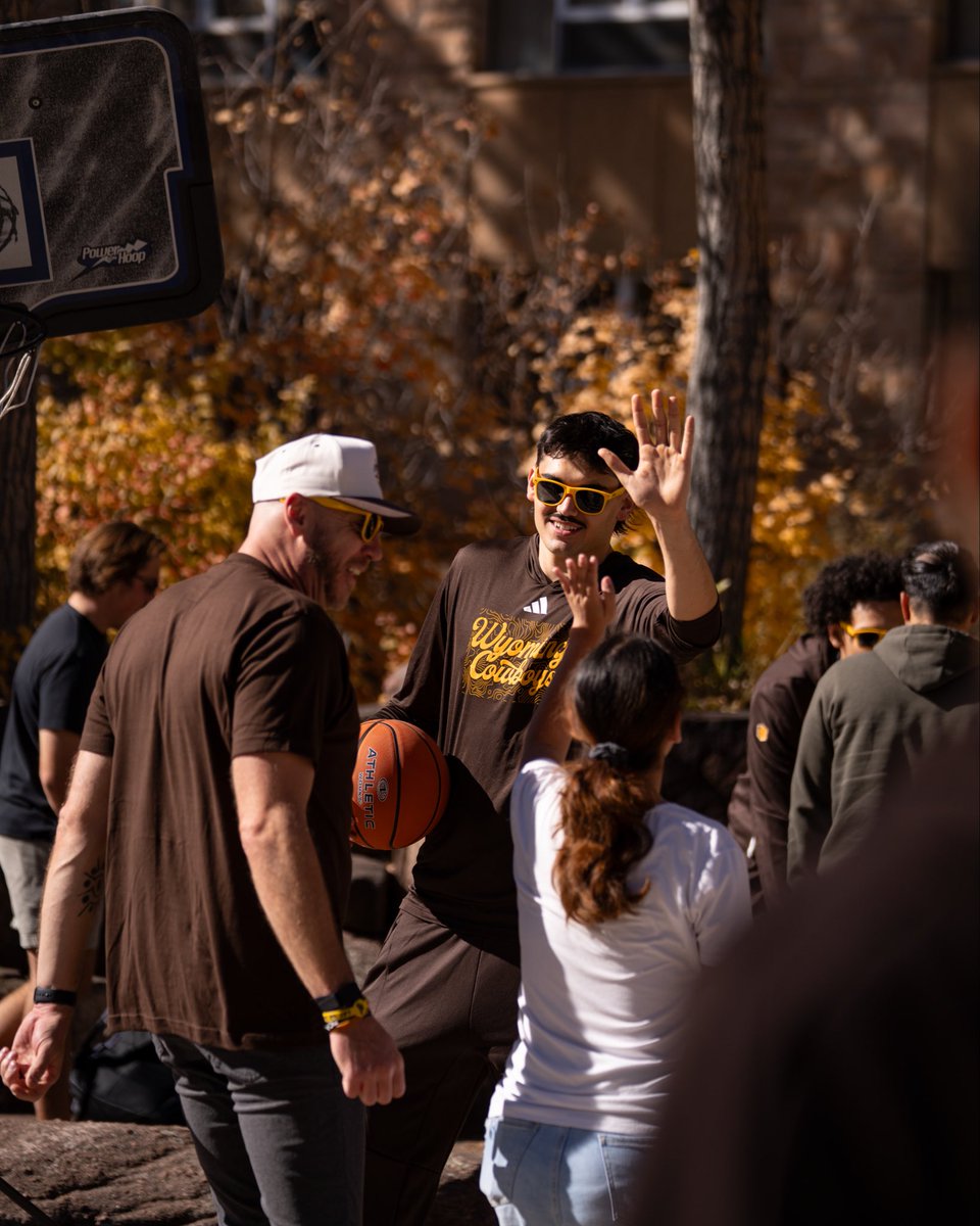 wyo_mbb's tweet image. Meet the Pokes 🤠🏀
Can’t wait to see everyone at the Dome of Doom this year! 🏟️🏔️