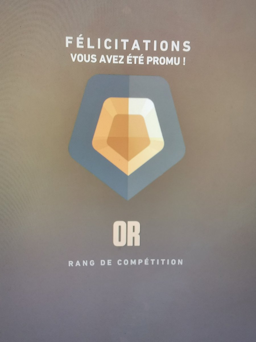 MAIS OUI !!
Enfin...

Je finissais par ne plus y croire, être hard stuck Silver c'est l'enfer 😅

Le "début" d'un long chemin 👊
