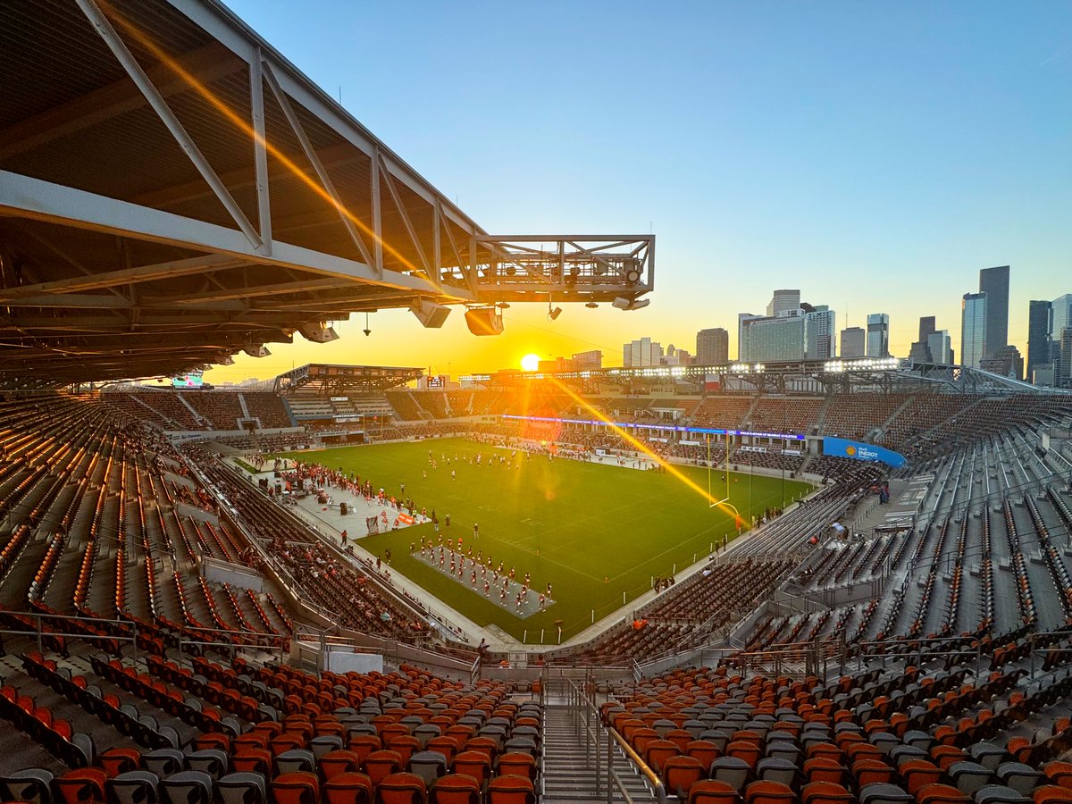 ALL FOOTBALL IS GOOD FOOTBALL‼️

I can’t think of a better way to spend a Wednesday. 

Right <a href="/SickosCommittee/">Sickos Committee</a>?