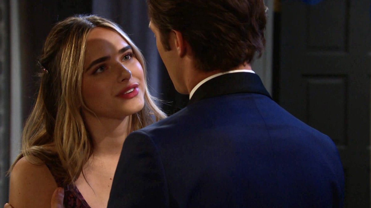 Steph_11and78's tweet image. Holly:It's so weird, isn't it, just being able to finally be with each other without looking over our shoulders for more than two minutes in the hall?
Tate:I don't want it to end.
Holly:Me neither. I want it to last forever.
Tate:So do I.
#Tally #Days