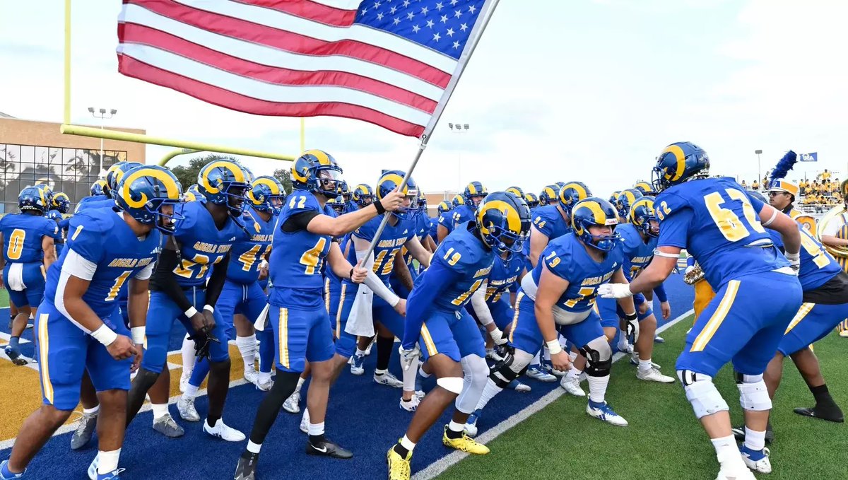 RichardSev77's tweet image. #AGTG After a great conversation and a game day visit with @CoachBillWeber I’m blessed to receive my 4th OFFER from Angelo State University! #RamFam #PullTheRope @CoachBarnes91 @CoachJDSmith55 @AngeloStateFB @BDammone @210Preps @JGonzalesJr10 @Farris_Coach @TRRoughRiderFB