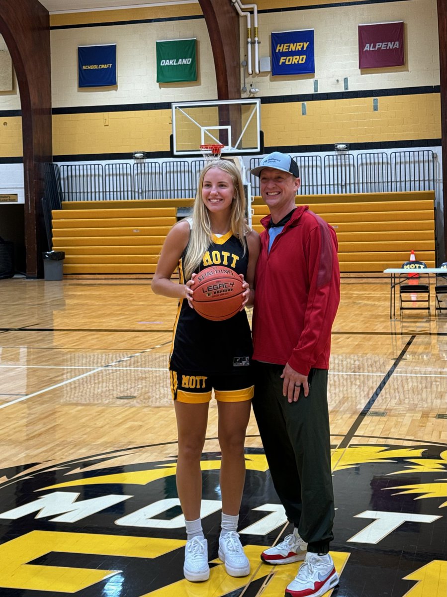 Thank you to the coaching staff for taking the time to show us campus, along with the program.
The hospitality was phenomenal!
<a href="/mottwbb/">Mott Women’s Basketball</a>