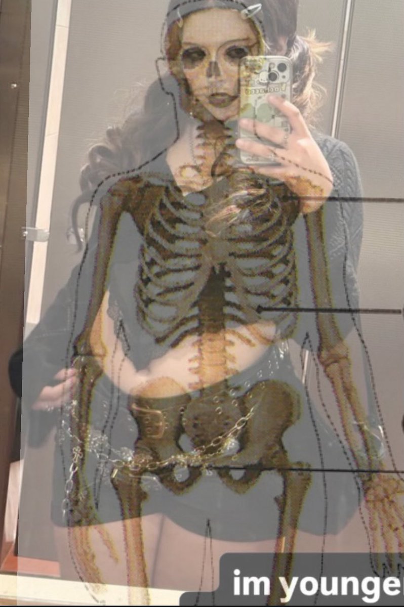 JabarofKemet's tweet photo. @IOwnKbots @melonsodsie the giggler

-Male skull
-Shoulders wider than hips
-Ring finger longer than pointer finger

MTF transgender confirmed
#transvestigation #gematria https://t.co/uBjPQYVdr5