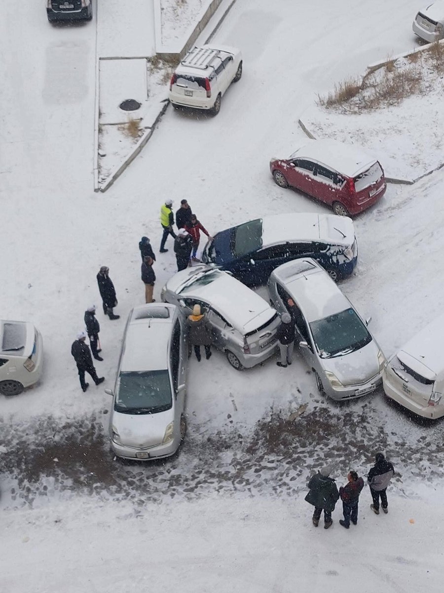 Зуны дугуй сонирхогчдын уулзалт болж байна.