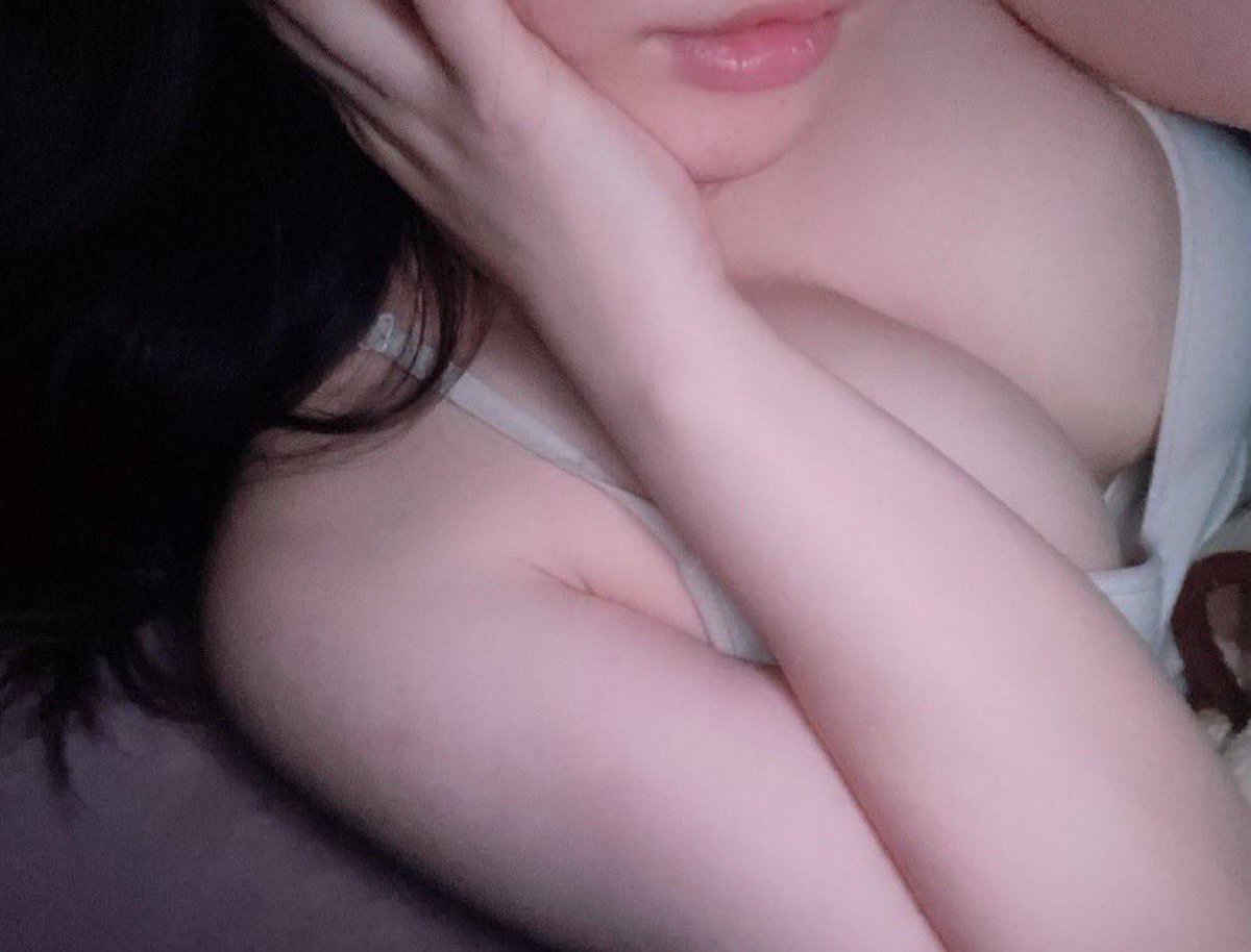تعال نرتاح ونسهر مع بعض موجوده في الرابطه السهره نااار افف👅ahaapp.net/4qjL3td
المتعه موجوده معي لاتفوت الفرصه مجان 💋😘