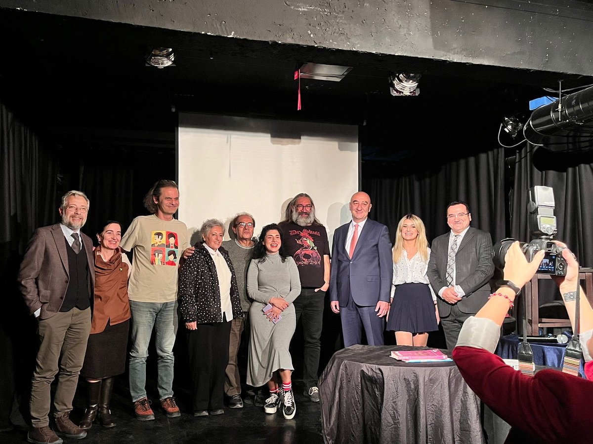 #Ayrancıfestivali “Şarkılarla Ankara” etkinliğini #FadeSahne ‘de gerçekleştirdi. Sonsuz teşekkürler <a href="/PopDedik/">Murat Meriç 🌈</a> #MuratMeriç <a href="/hakarkaynan/">HaKan Kaynar</a> <a href="/metinsolmaz/">Metin Solmaz</a> <a href="/AyrancimD/">Ayrancım Derneği</a>