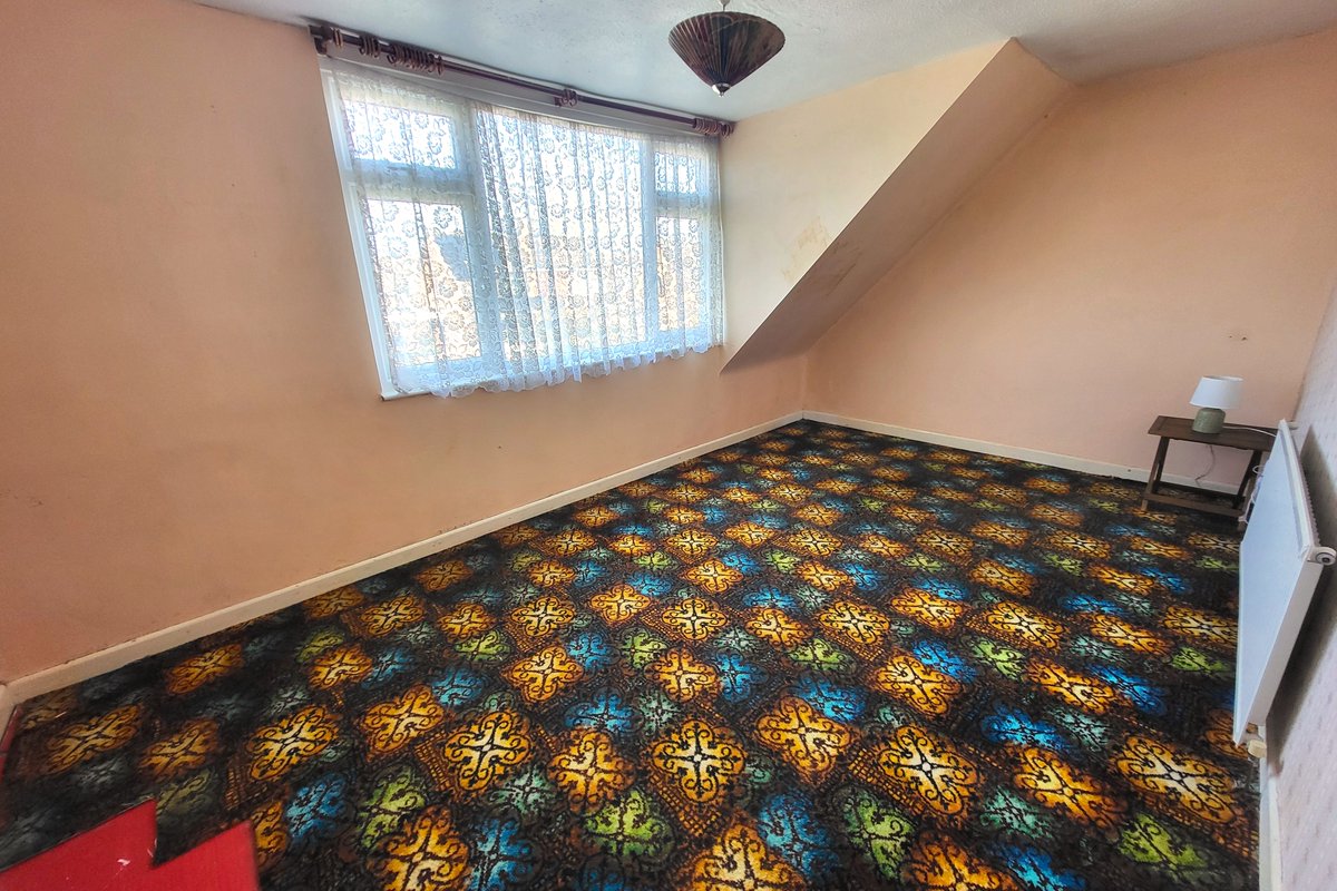 SamRayProperty's tweet photo. Three Bed Chalet Style Semi in Springbank – ‘Vintage’ Condition so Great Potential to Update / yet Clean &amp; Tidy &amp; Liveable - c. 800 sq. ft of Balanced Accommodation, Ample Parking, Garage &amp; 40’ x 30’ Garden https://t.co/3TUrW8KNx8 https://t.co/ltz6VgTjMC