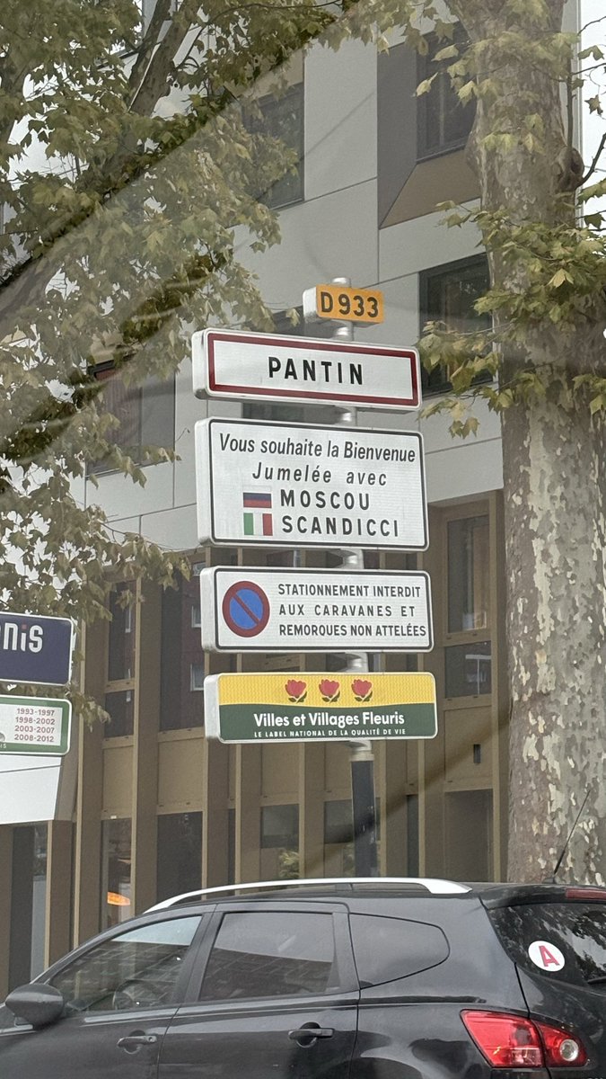 eida_twt's tweet image. le fait que pantin soit jumelée avec moscou