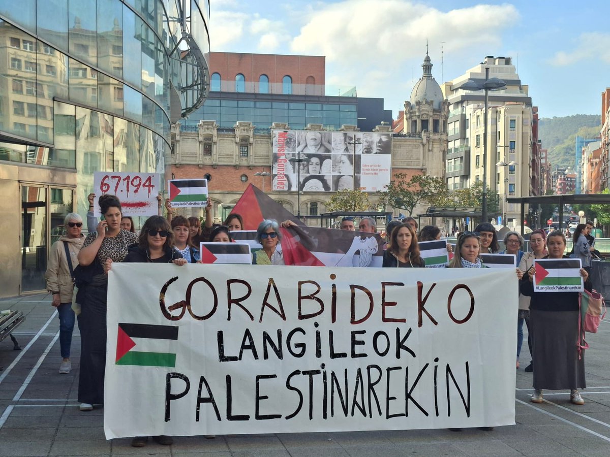 LabGorabide's tweet photo. 🇵🇸 Gorabideko langileok ere lanuzte orokorrera batu gara eta mobilizazioa egin dugu, Palestinaren kontrako genozidioa eta okupazioa salatu eta horrekin negozioa egiterik ez dugula onartuko ozen adierazteko. 
#U15LangileokPalestinarekin
#15OWorkersForPalestine https://t.co/6leF481QJV