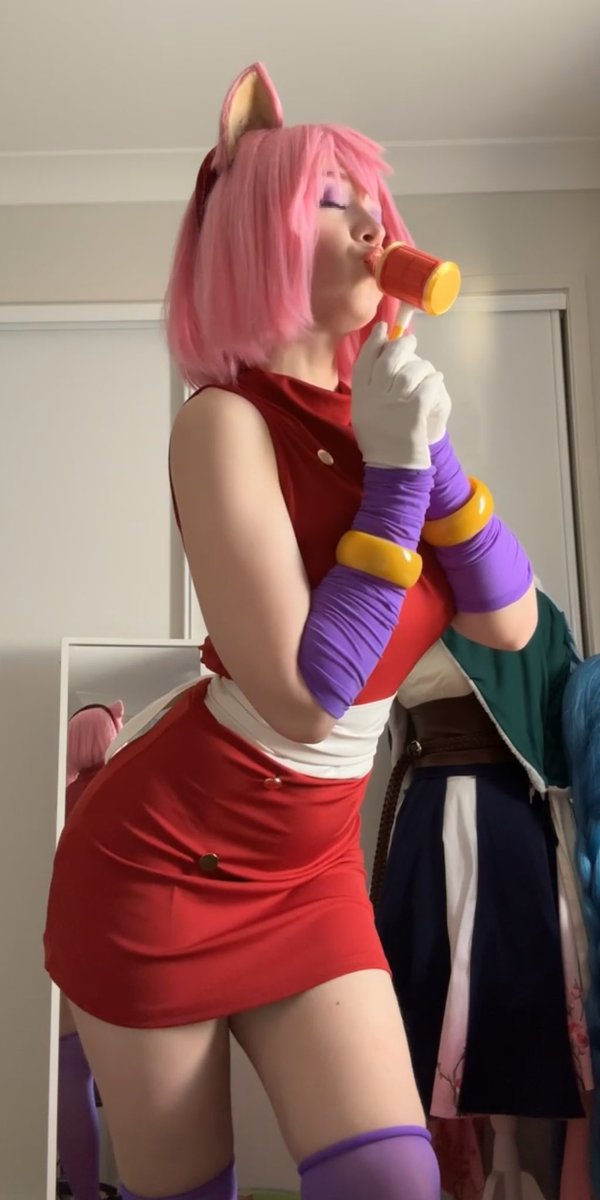Laney_ee33's tweet image. Amy from Sonic Boom!! 

Also i grinded sonic cwr online mode just to get the heart aura for Amy. Its perfect. 

#amyrose #amyrosecosplay #sonicboomcosplay #amycosplay
