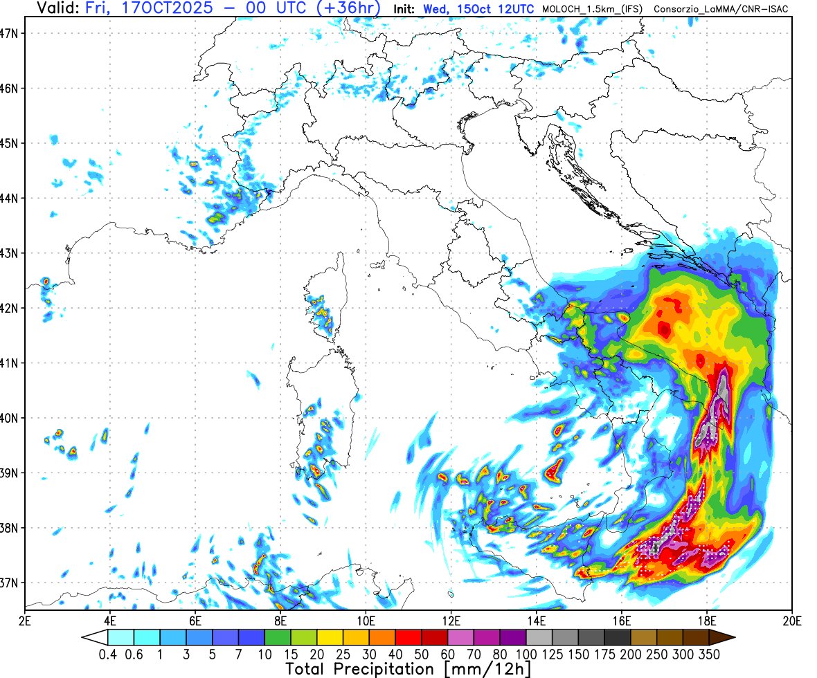 Che tempo farà domani giovedì 16 ottobre? La bassa pressione si muoverà dal Mar Tirreno Meridionale verso il Mar Ionio portando, al mattino, moderate-forti precipitazioni sulle zone ioniche e meridionali della Calabria, ancora sparse sulla Sicilia, sulla Sardegna Orientale e