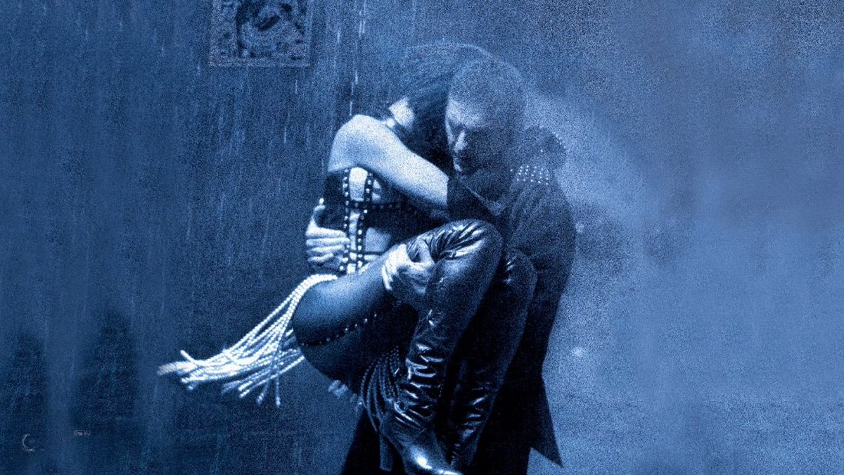 Stephen rescuing Alan from the cabin:

#CelebrityTraitors