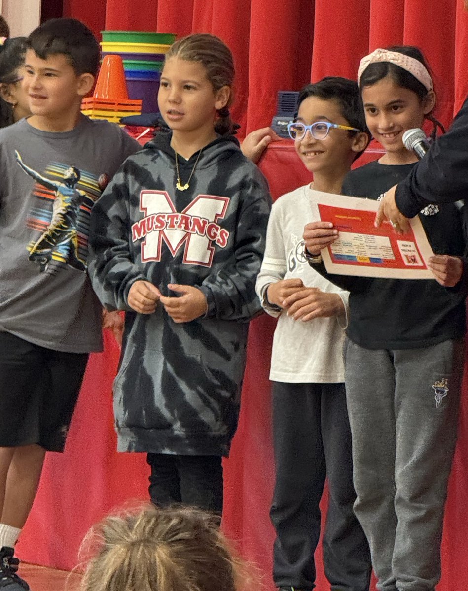 Ms. Leeds tweet media