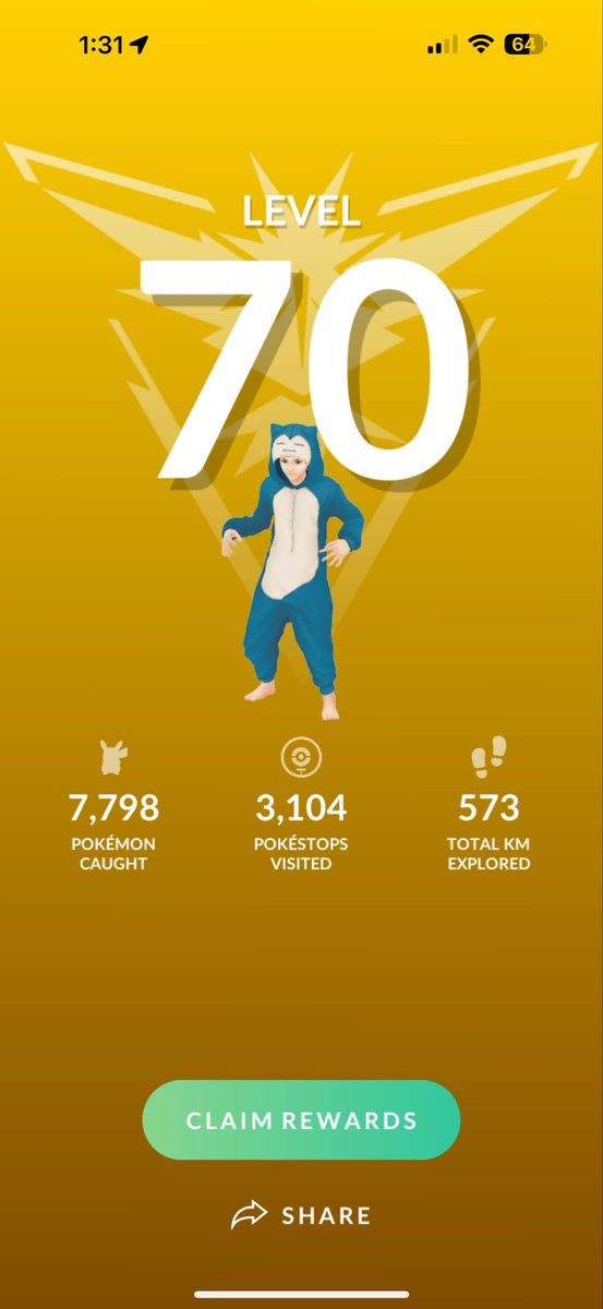 aurapogo's tweet image. We made it wooo, also free masterball :0 #Level70 #PokemonGO