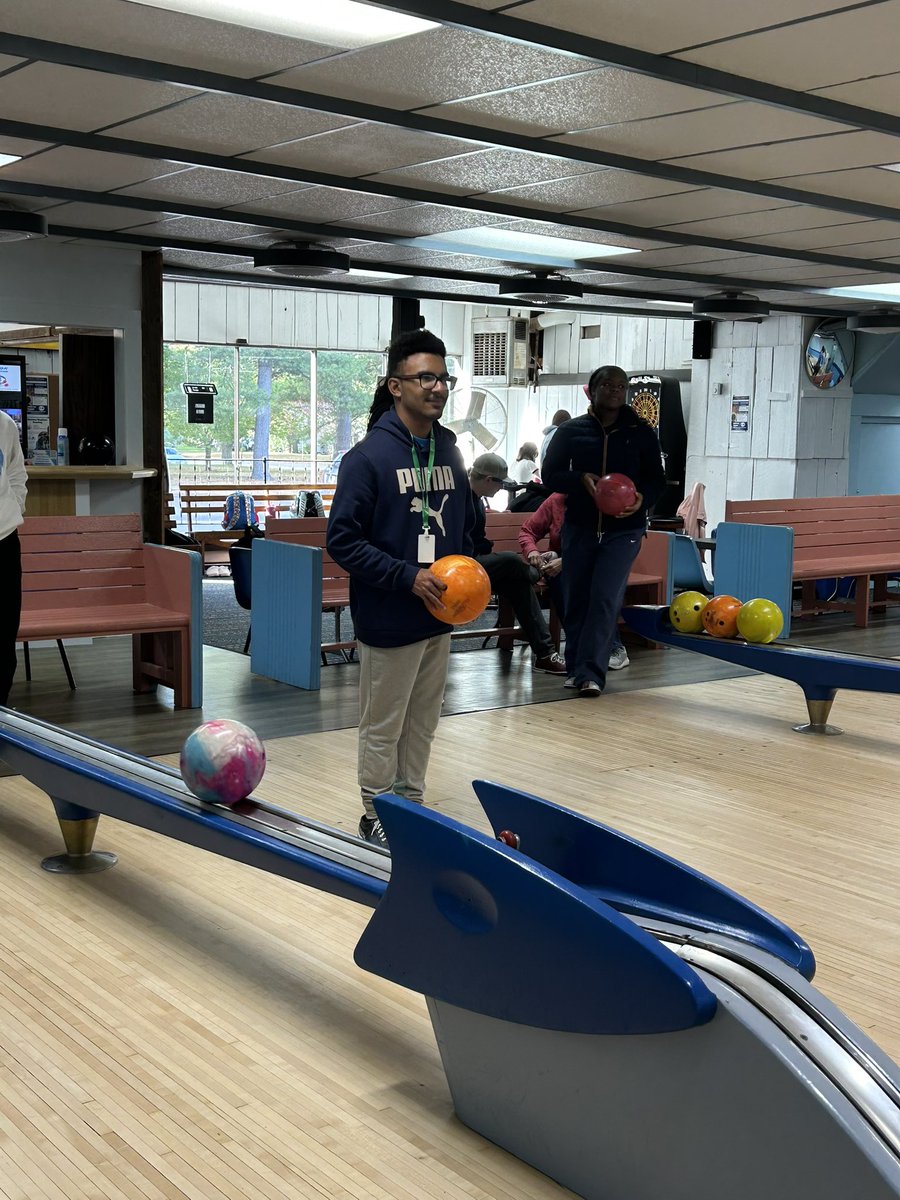 ERidgeLancers's tweet image. The 2025 Unified Bowling season is officially underway.

Let’s go Lancers!!

#LancersLEAD

@Eastridge_EICSD @EICSD @sectionvunified