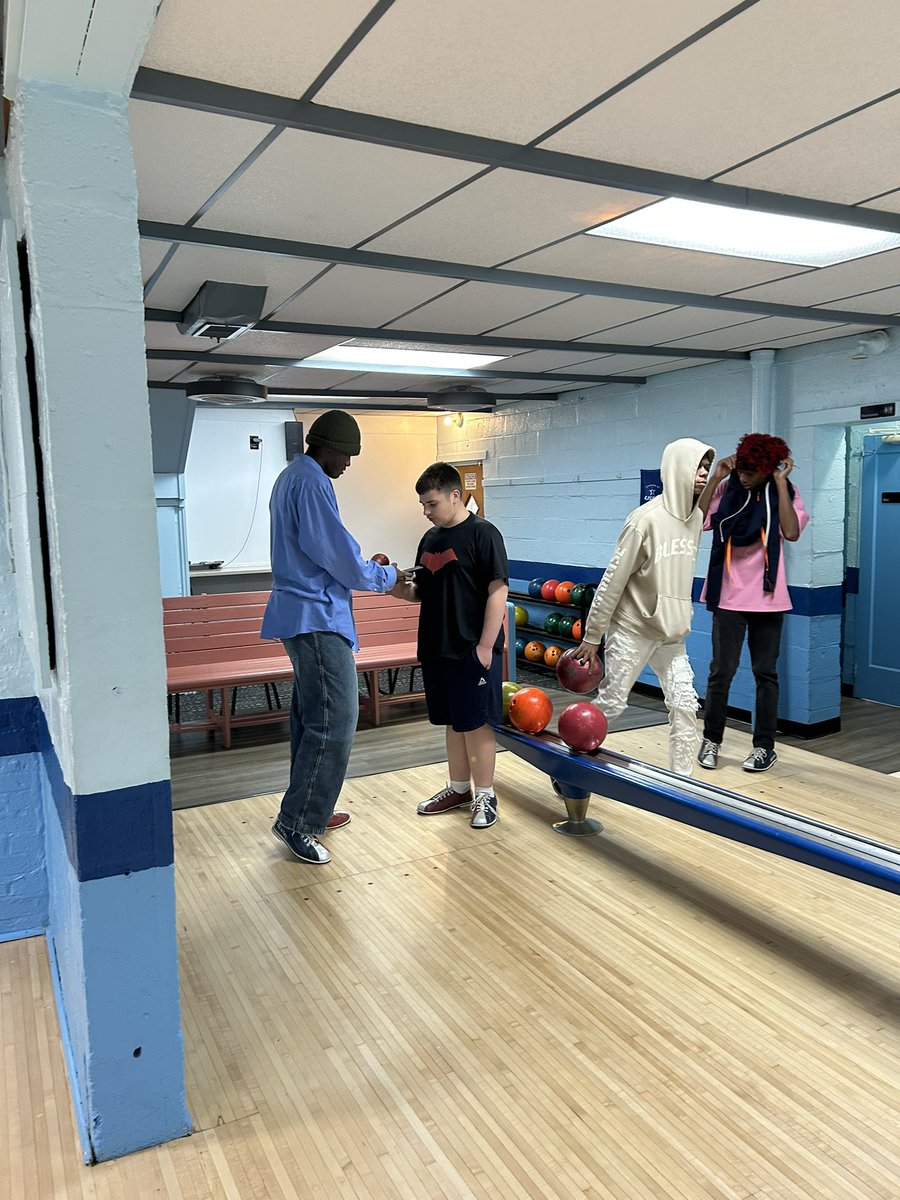 ERidgeLancers's tweet image. The 2025 Unified Bowling season is officially underway.

Let’s go Lancers!!

#LancersLEAD

@Eastridge_EICSD @EICSD @sectionvunified