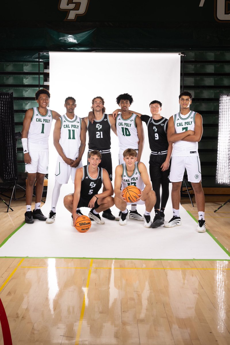 calpolymbb's tweet image. MEDIA DAY FAVORITES📸🔥
Our team is looking good and ready for the upcoming season.
#RideHigh