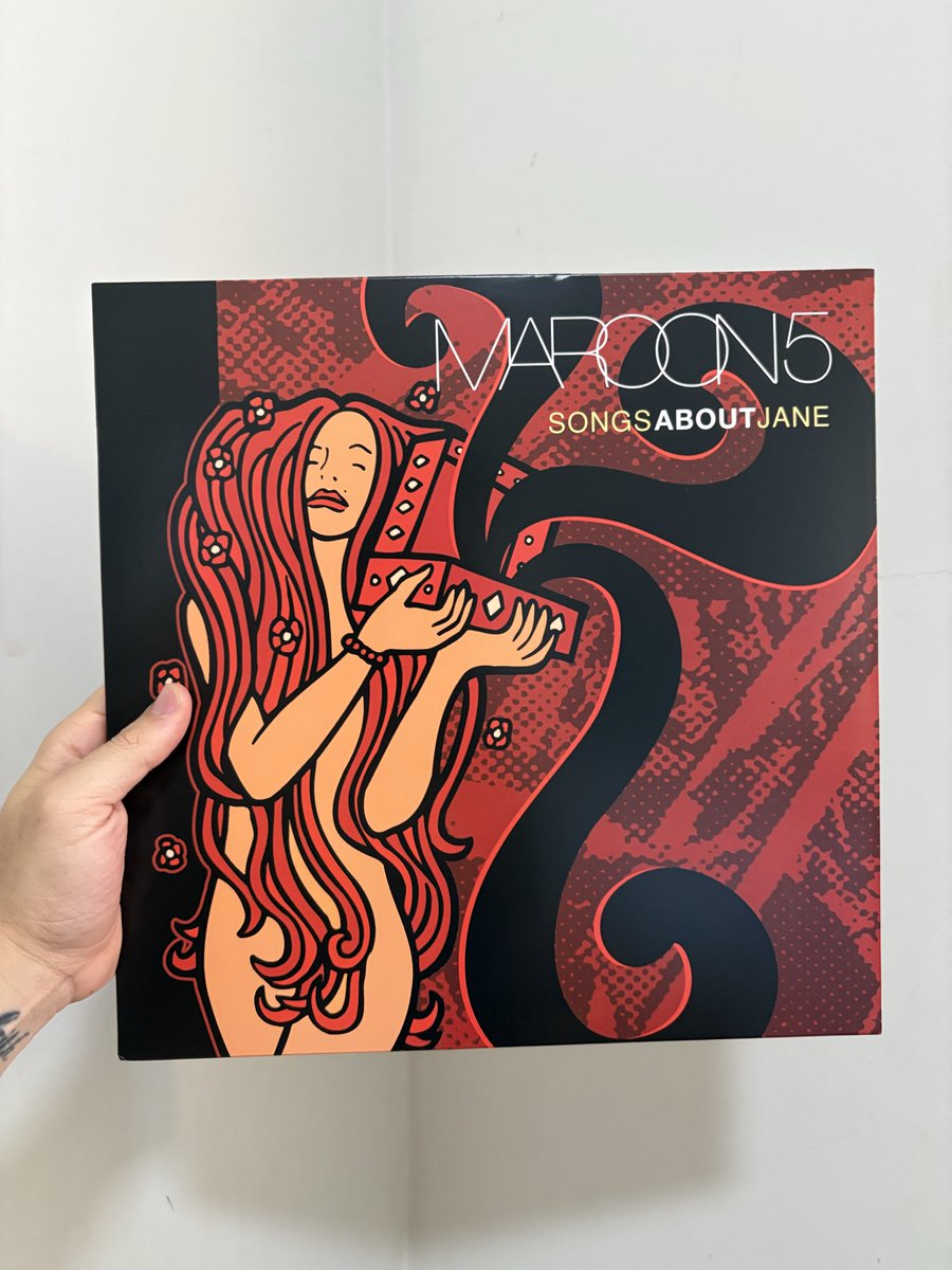 GabrielWences13's tweet photo. In vinyl 
❤️🇧🇷@maroon5 https://t.co/B9wQfUdJMZ