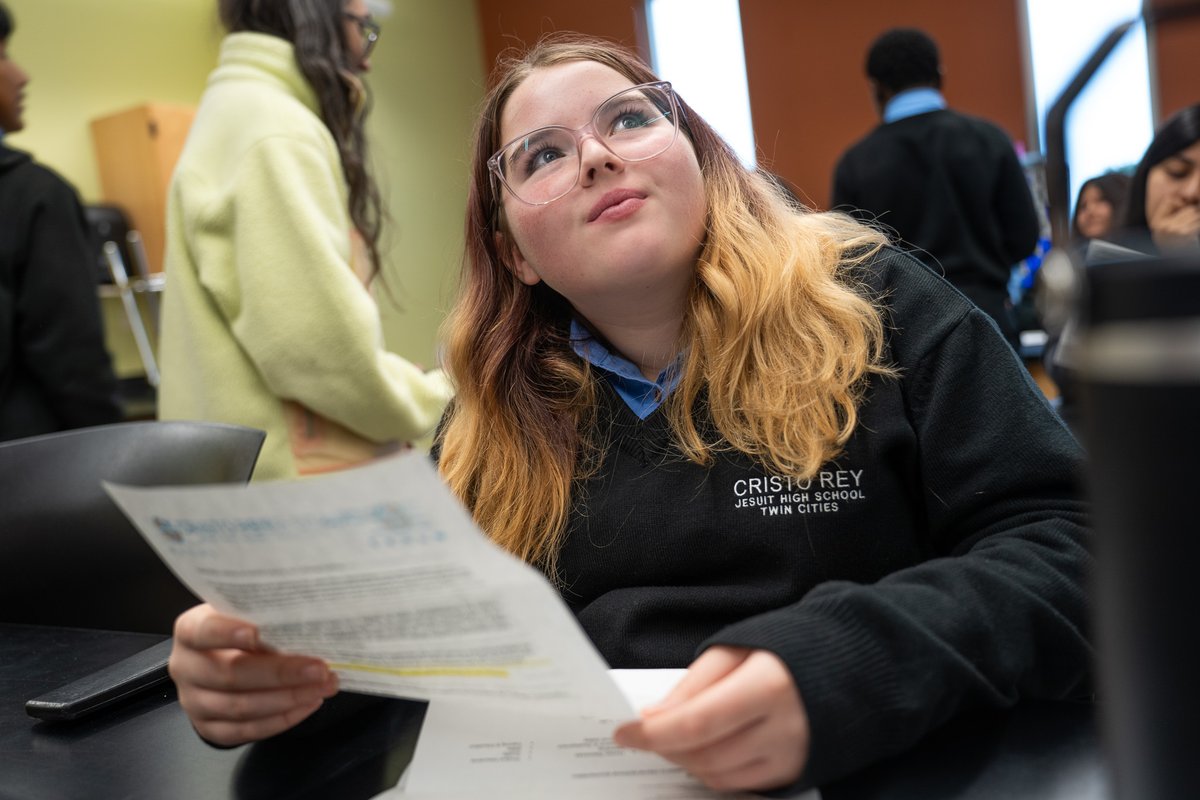 CRJesuit_TC's tweet image. Today, our 9th-grade students received letters revealing their first professional placements. This is an exciting new chapter of growth, learning, and impact for our students. Let&apos;s go, Pumas! #CWSP #PumaPower