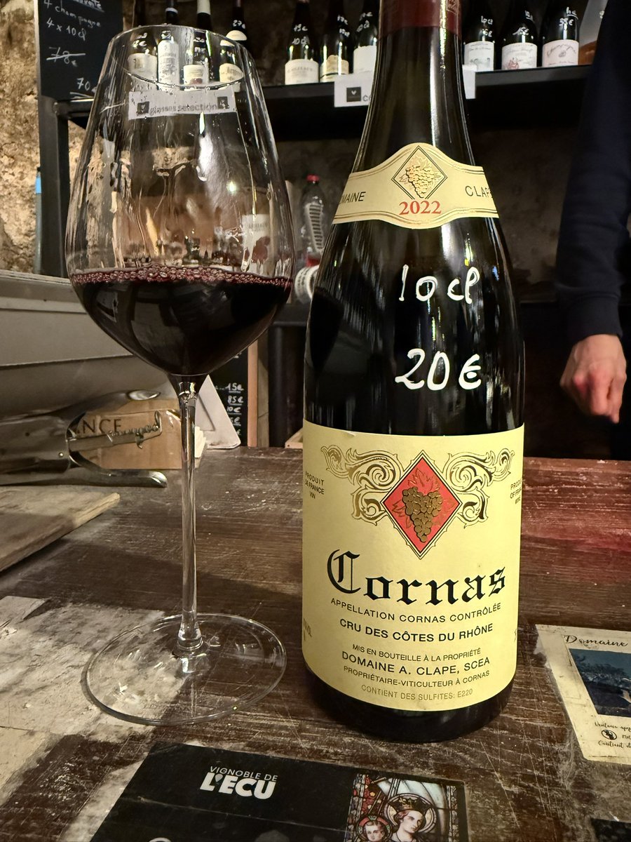 Wow wow wow! Heard so many things about Clape’s Cornas wines. I was just in the Rhône and learned that “Cornas” comes from a Celtic word meaning “burned ground”. It is south facing and the hill behind it blocks the famous mistral wind. What do you get? Zero breeze and