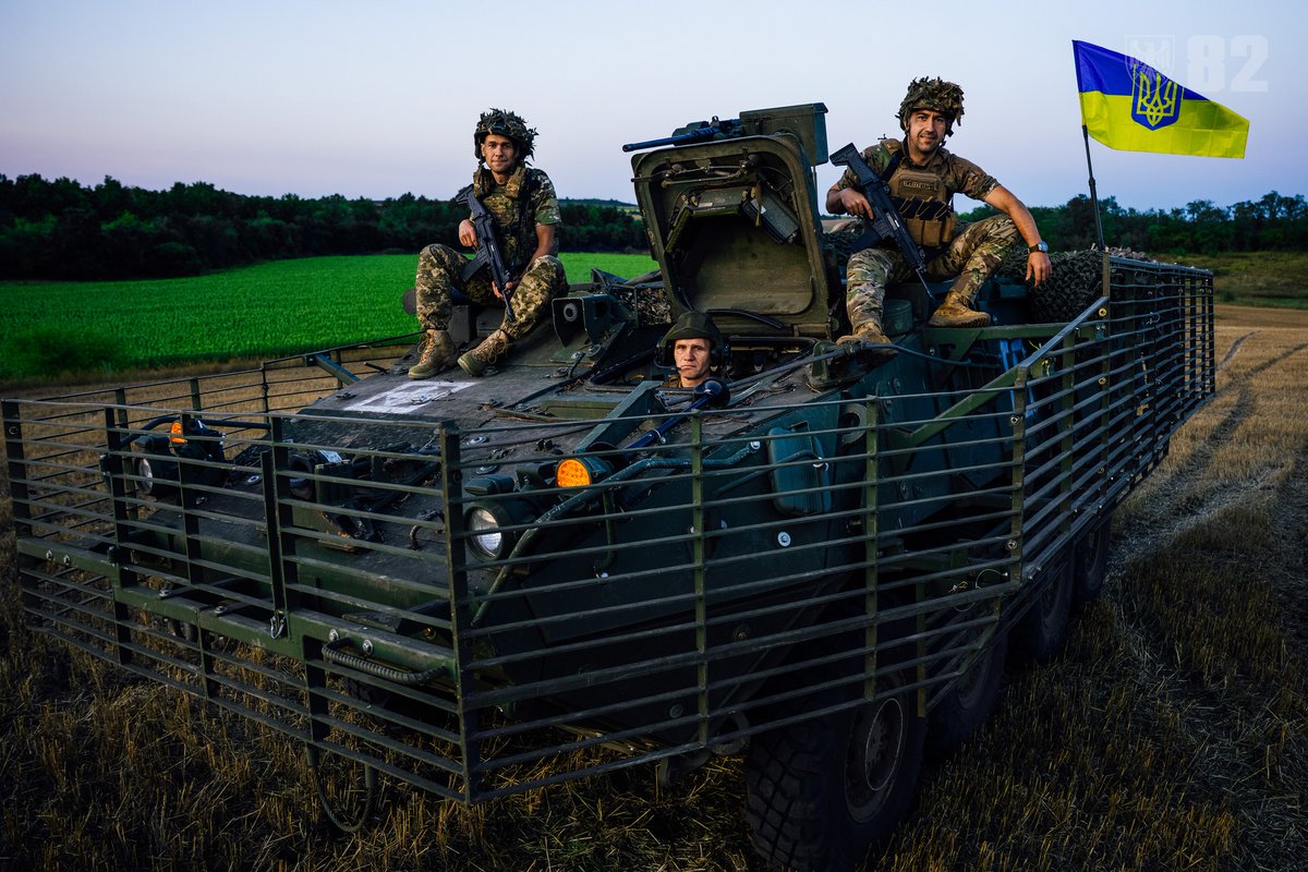 Militarylandnet's tweet image. M2 Stryker vehicles of the Ukrainian 82nd Air Assault Brigade, October 2025. #UkrainianArmy