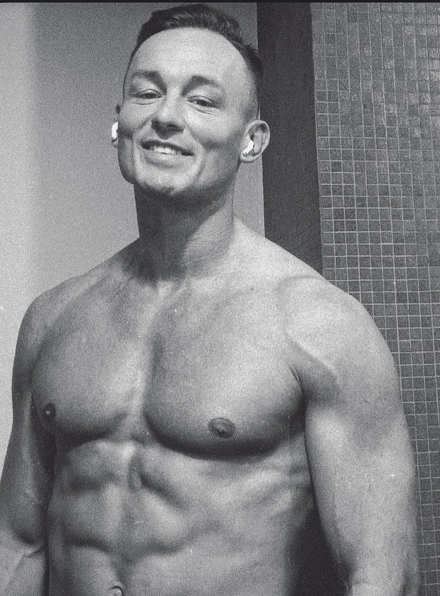 Divine. | NOT @wwe_kaiser. tweet media