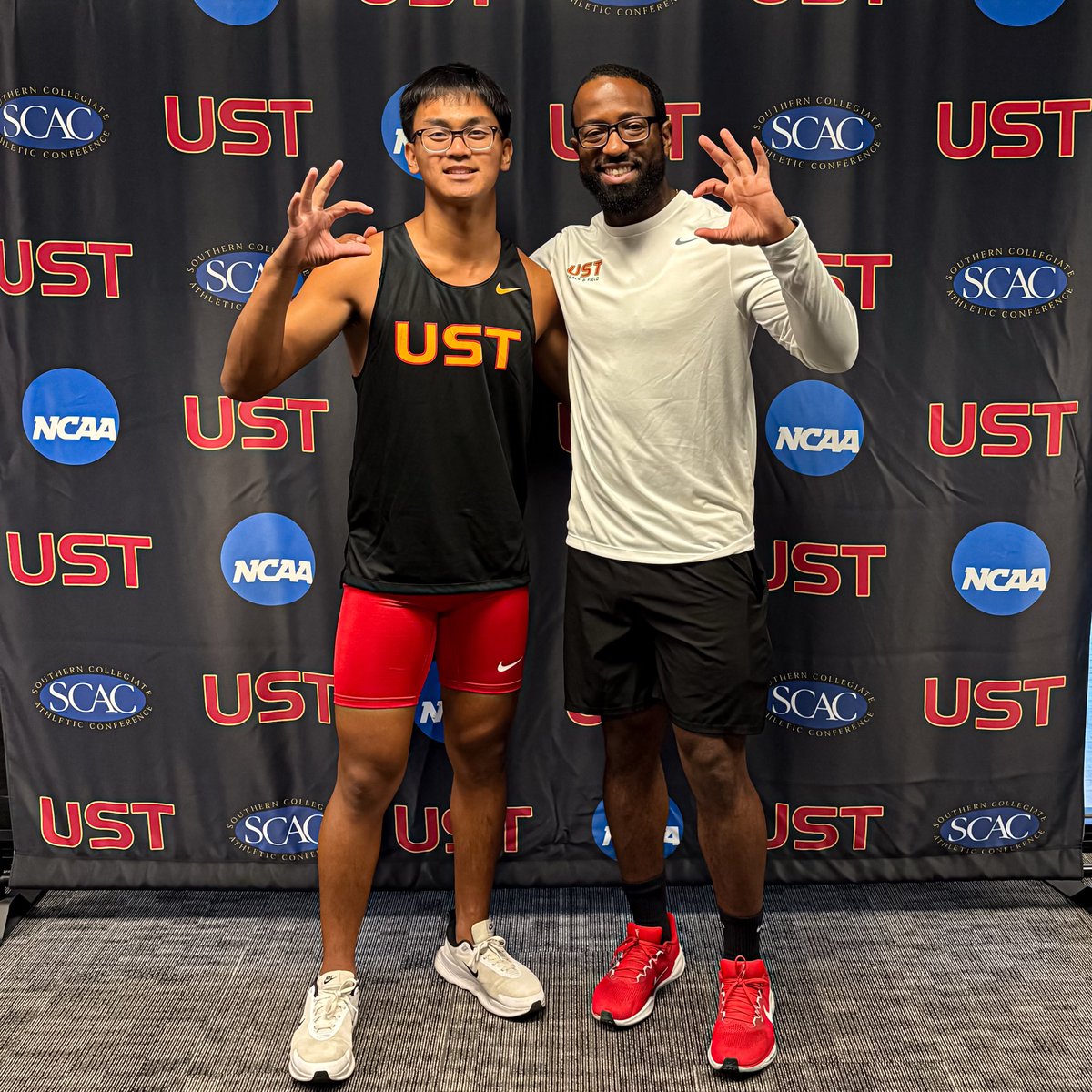 david_orencia's tweet image. Truly blessed with the opportunity to visit the University of St. Thomas! Thank you Coach Wright for your time.
#GoCelts 

@Coach_WrightJ @CoachDK1NG 
@Clements_Track @USTCeltsTrack