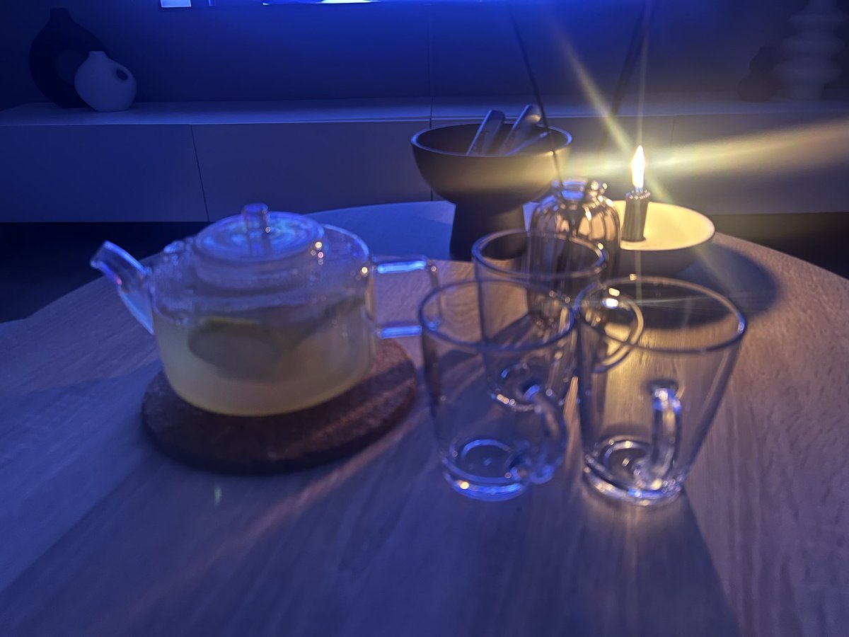 Grip sezonunu zencefil-limon-bal ile resmen açmış bulunuyorum🫚🍋🍯