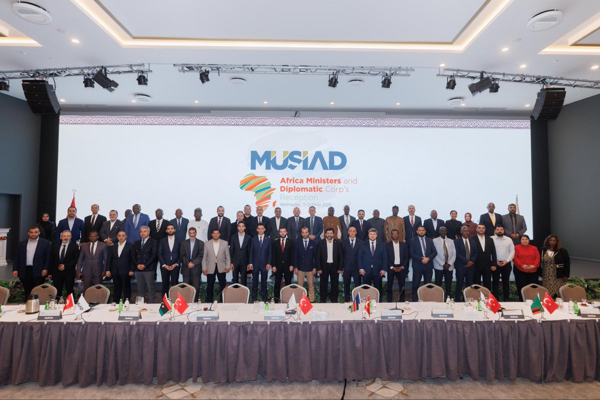 Bugün, Afrika Bakanları ve Diplomatik Misyon Temsilcileri Resepsiyonu’nu Genel Merkezimizde gerçekleştirdik.

Güney Sudan Cumhuriyeti Ticaret ve Sanayi Bakanı Hon. Atong Kuol Manyang Juuk, Libya Ulaştırma Bakanı Mohamed Salem Elshahubı ve Libya Ekonomi ve Ticaret Bakanı Mohammed